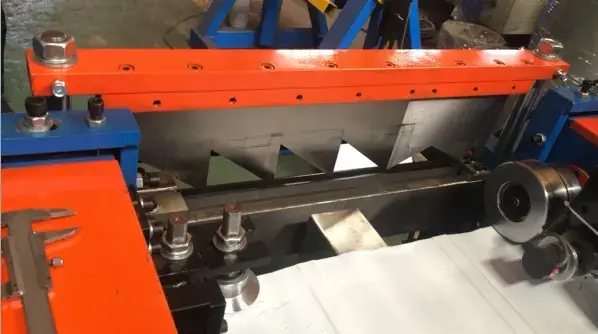 standing seam roof panel roll forming machine