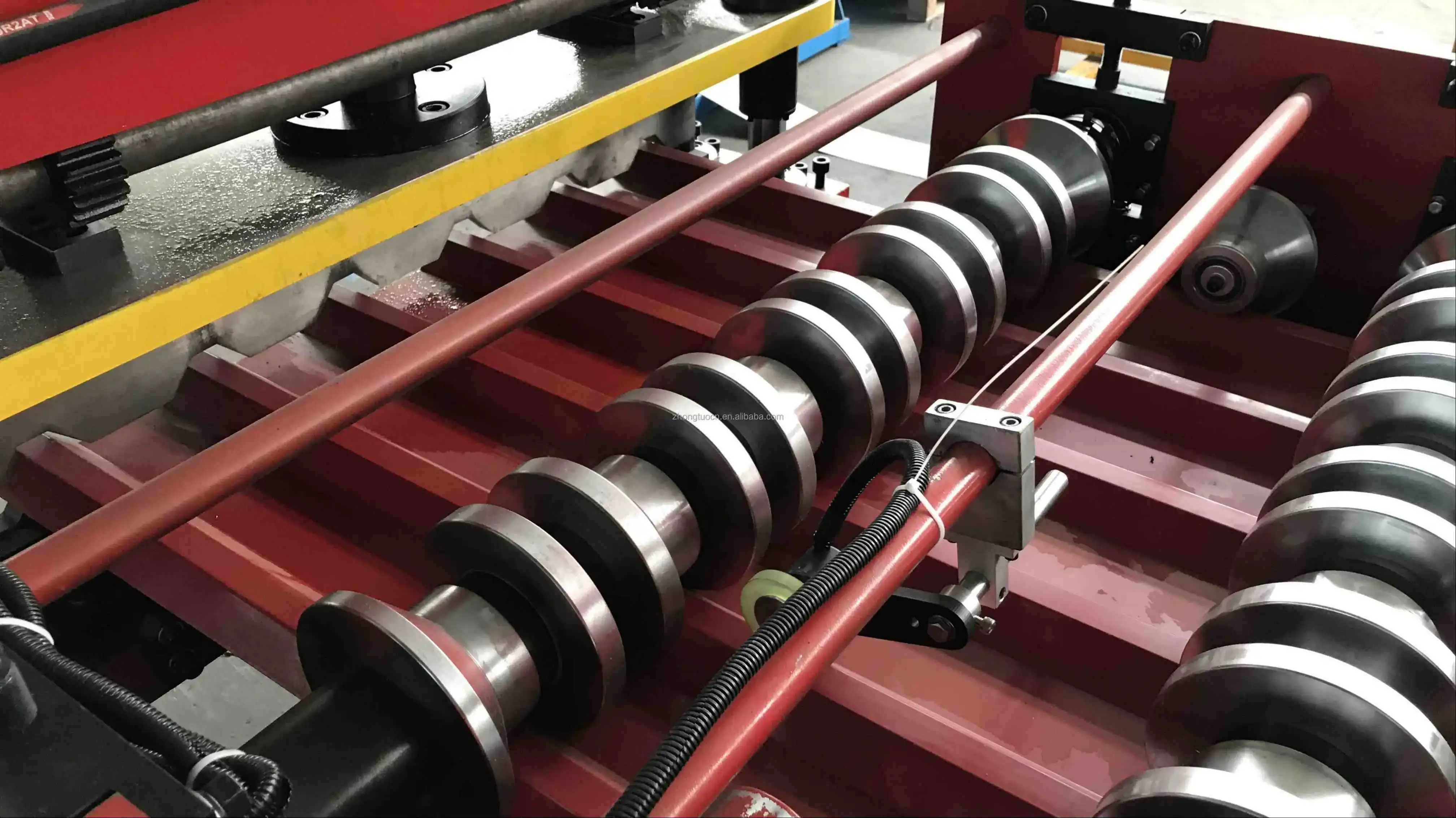 IBR trapezoidal roof panel machine