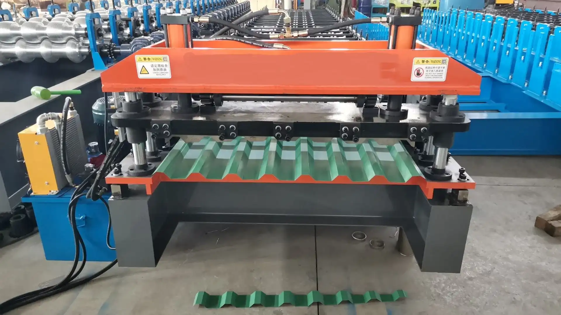 R101 trapezoidal roof tile roll forming line