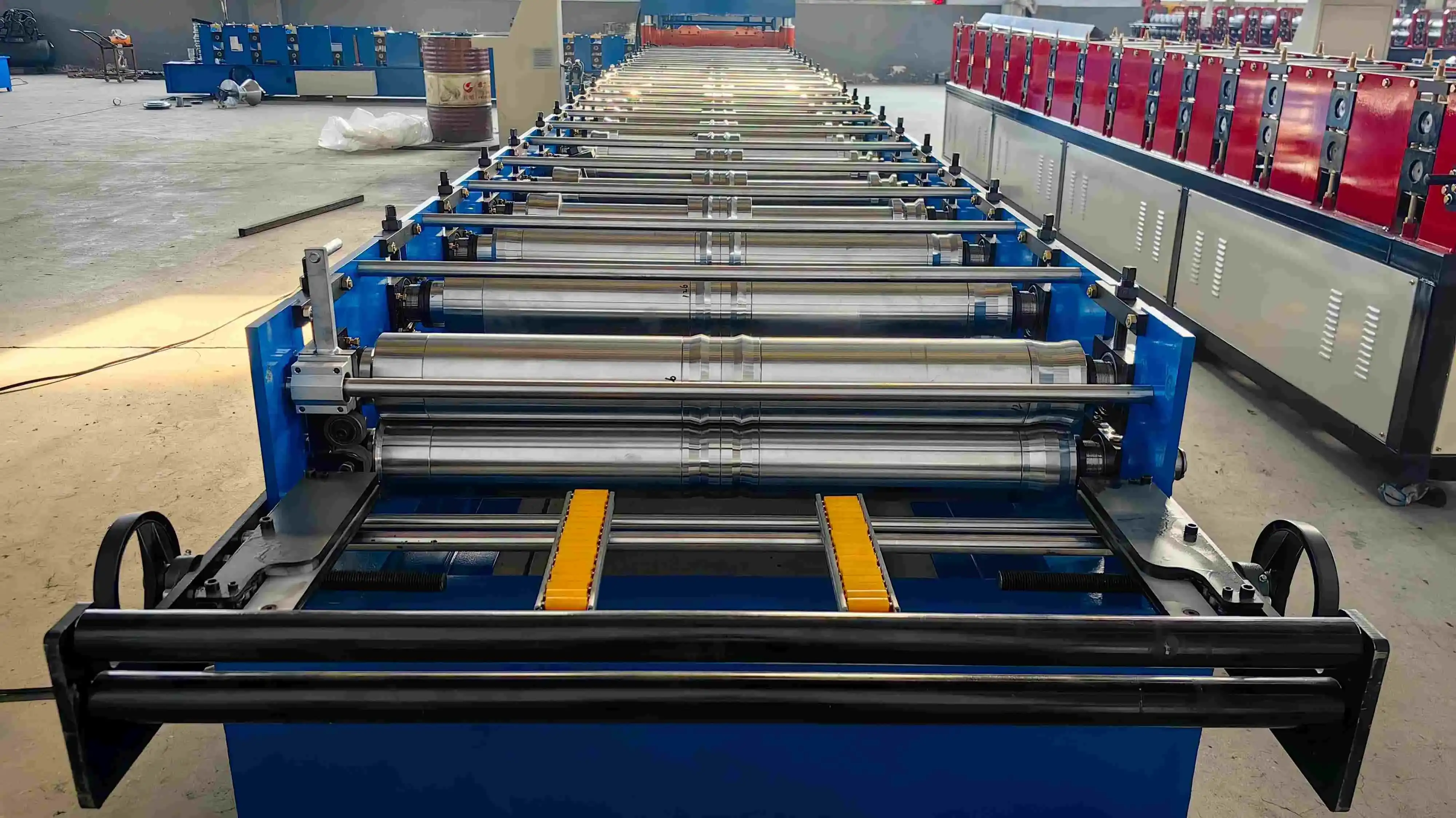 movable standing seam roof panel roll forming machine