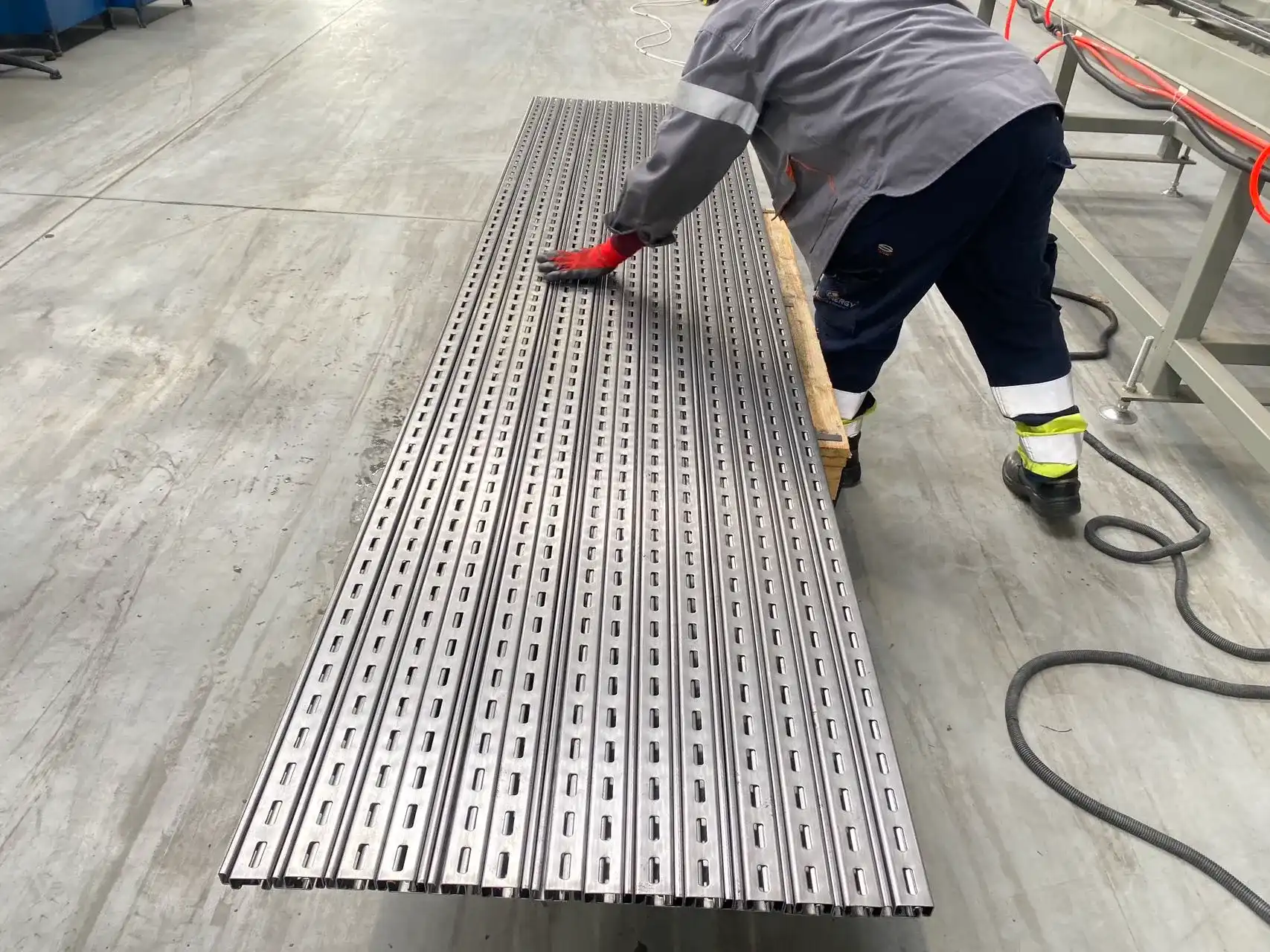 solar bracket roll forming machine solar bracket roll forming machine