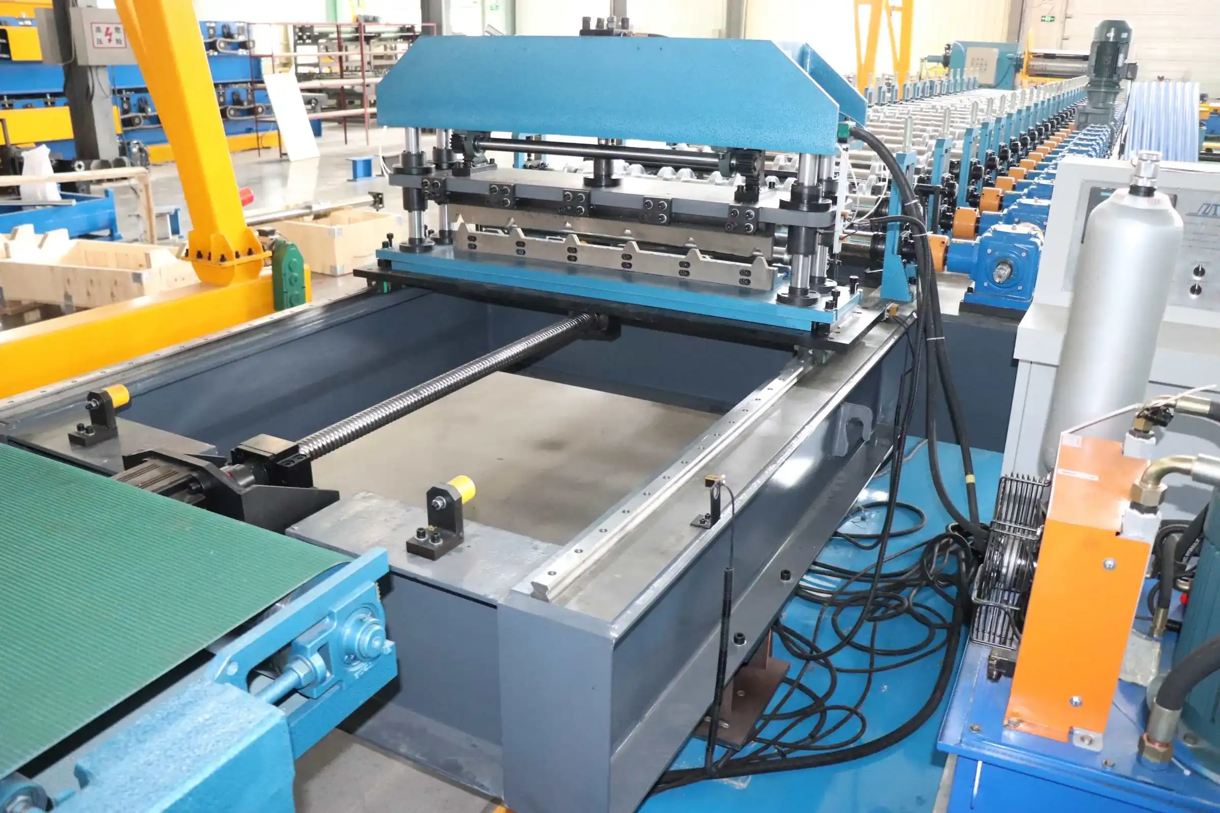 trapezoidal roof sheet roll forming machine