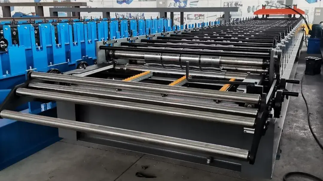 r101 trapezoidal roof sheet roll forming machine 