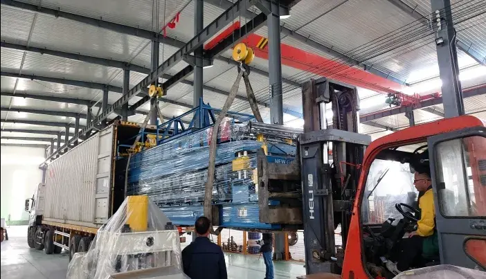 r101 trapezoidal roof sheet roll forming machine