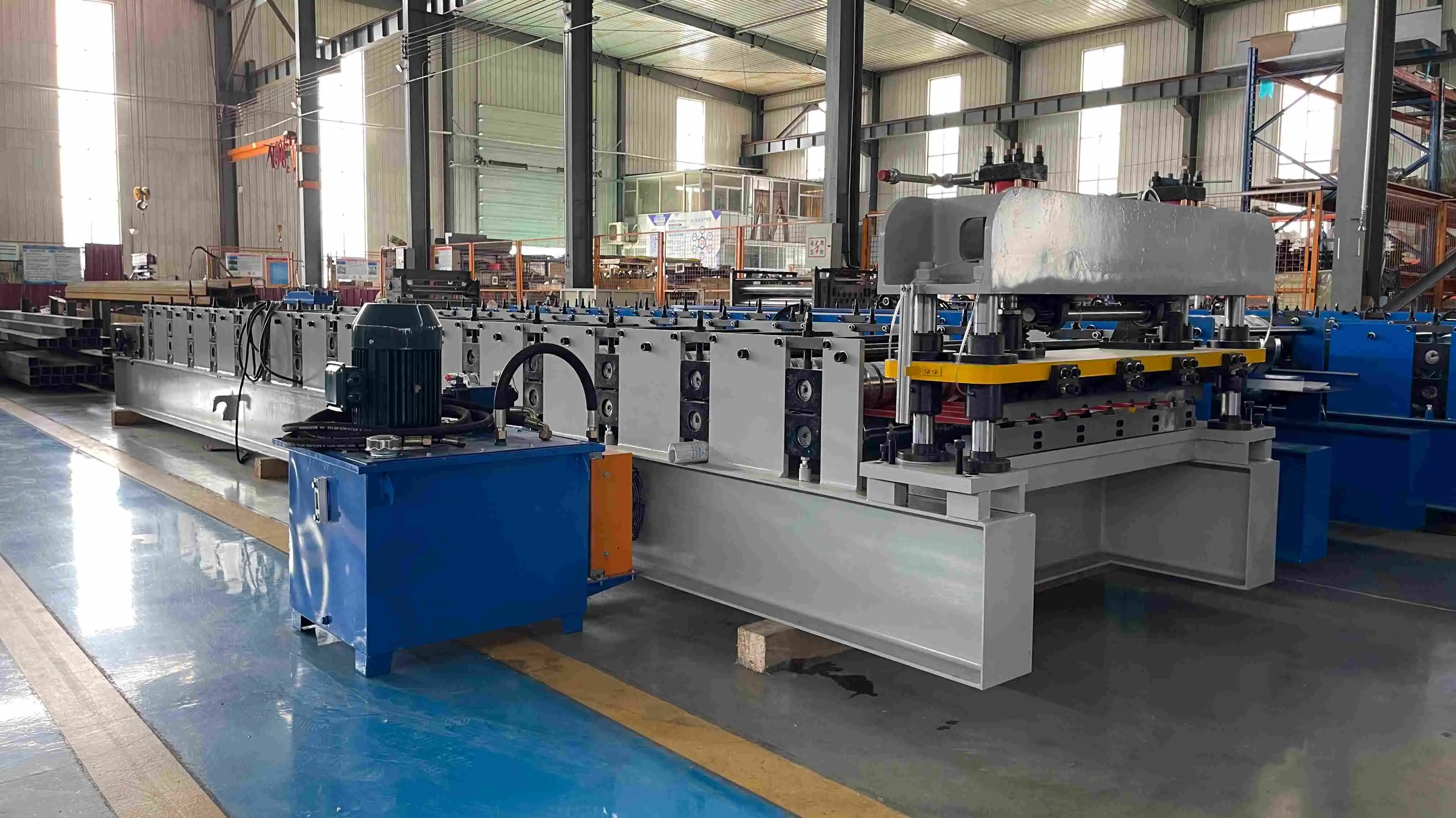 C10 trapezoidal roof sheet roll forming machine C10 trapezoidal roof sheet roll forming machine