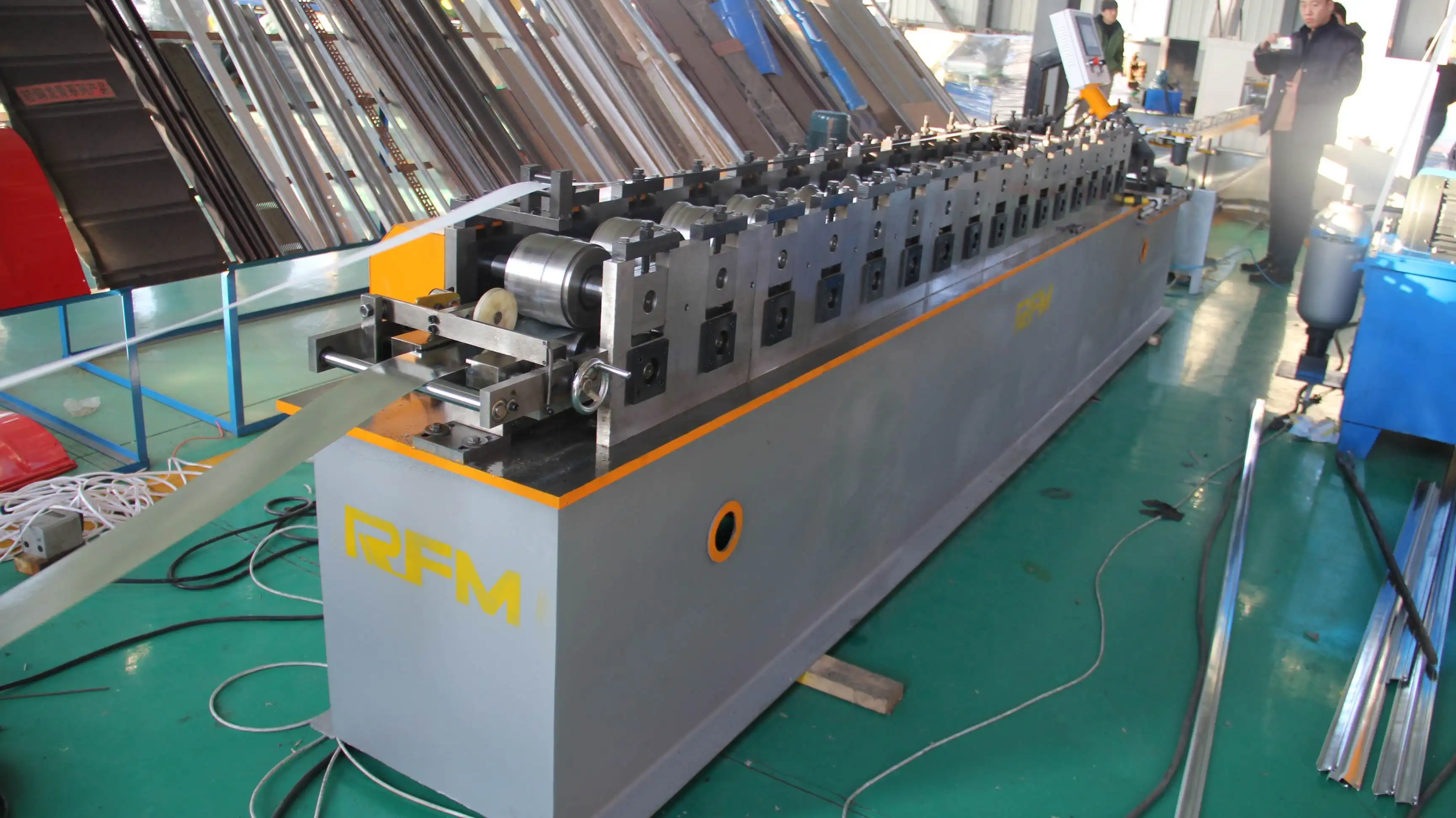 fully automatic ceiling T grid roll forming  machine