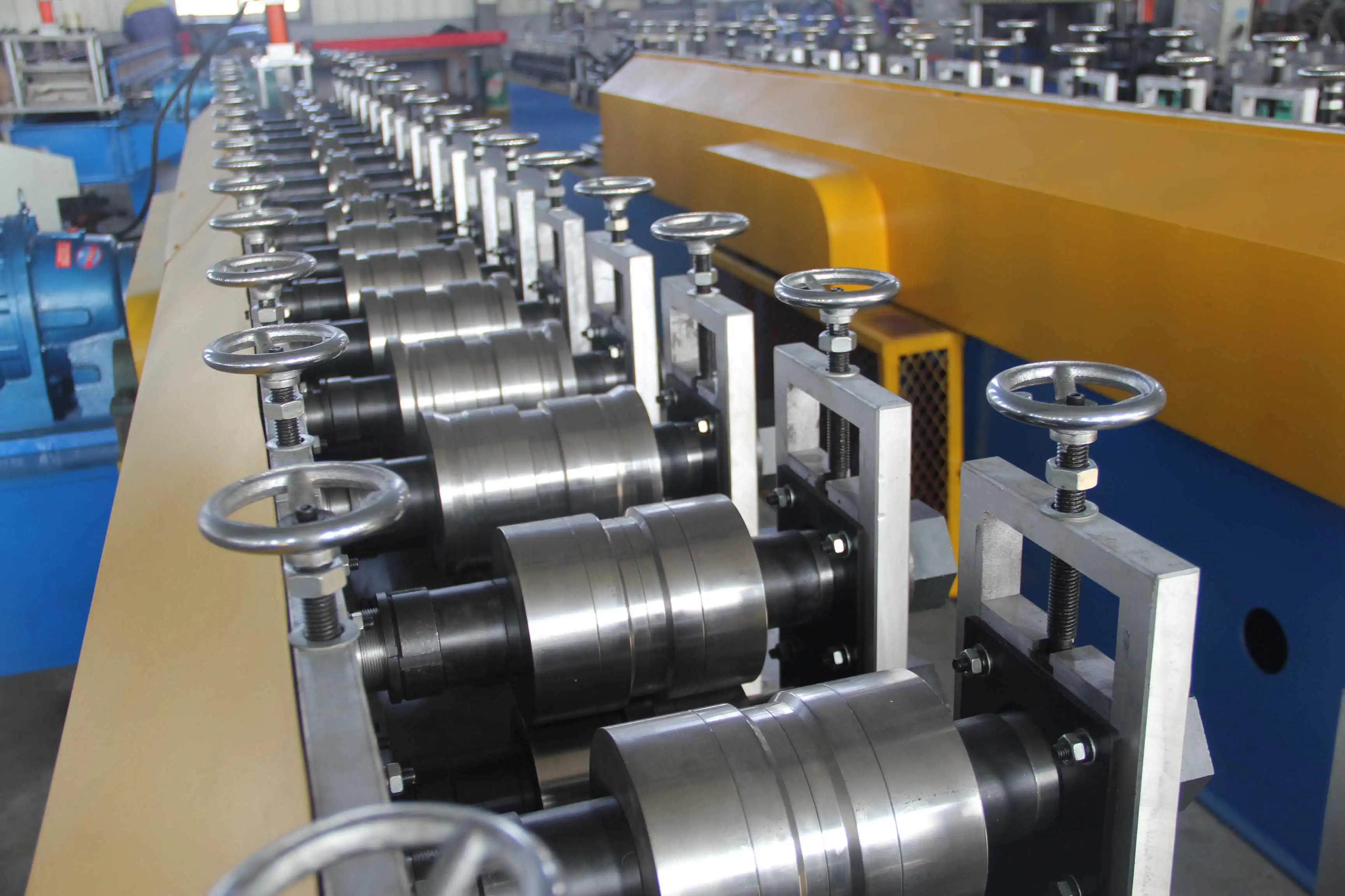 fully automatic C channel production line