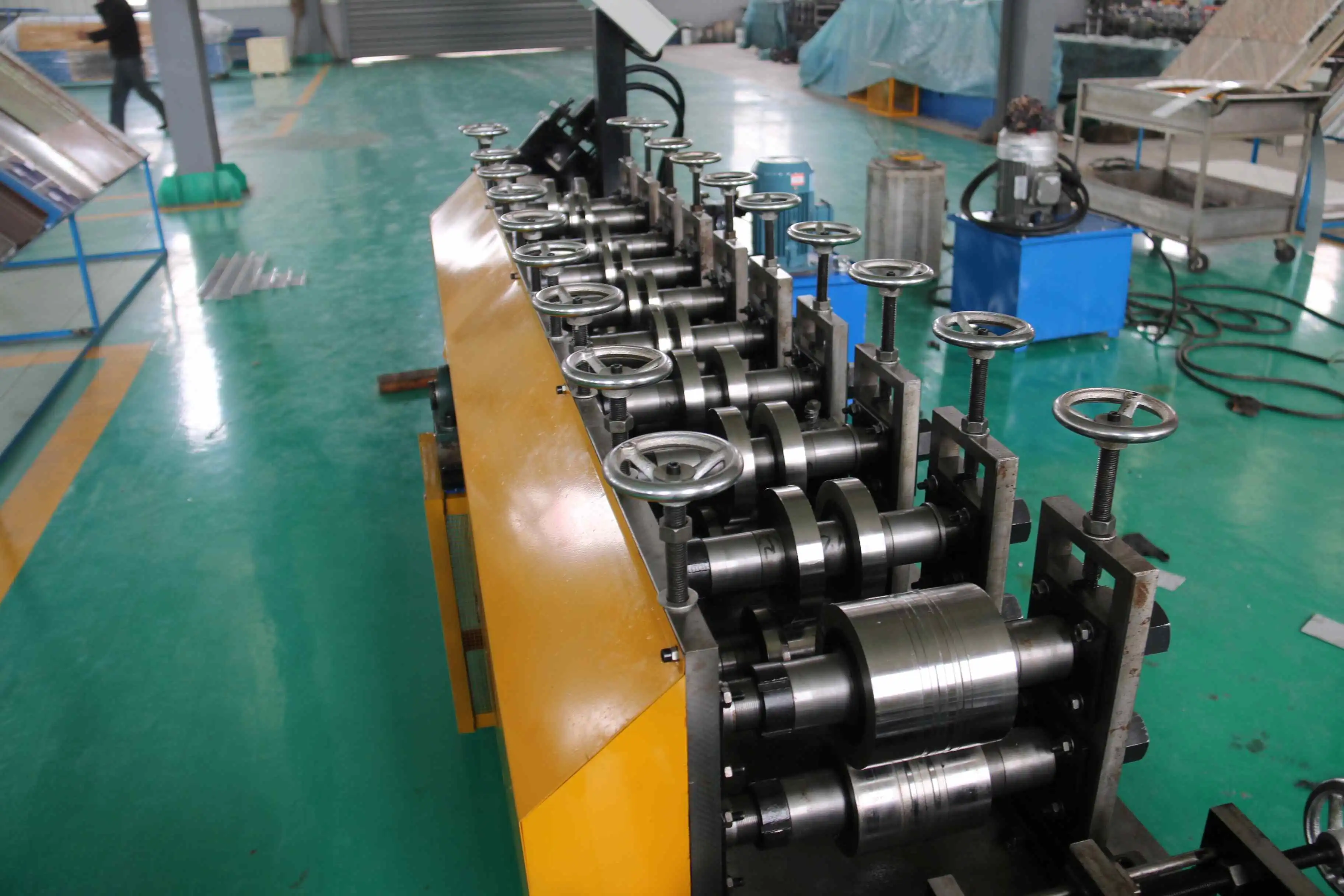 stud and track machine stud and track machine