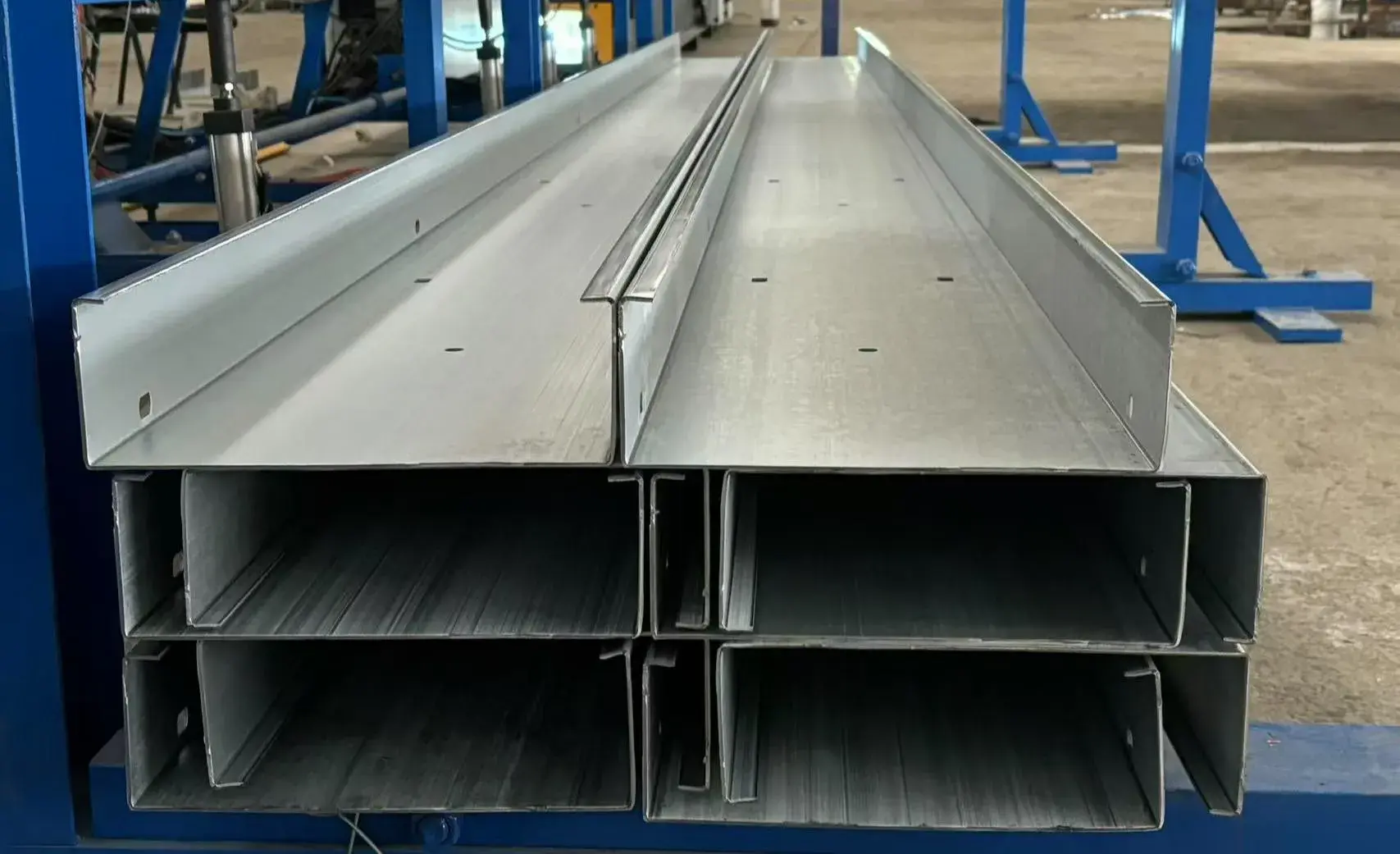 cz purlin machine