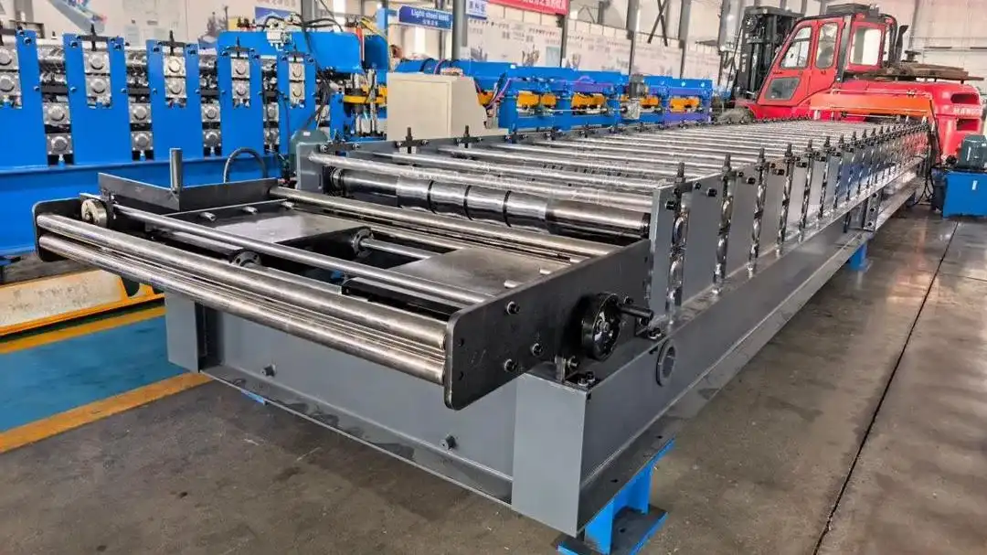 R101 trapezoidal roof tile roll forming line (4)