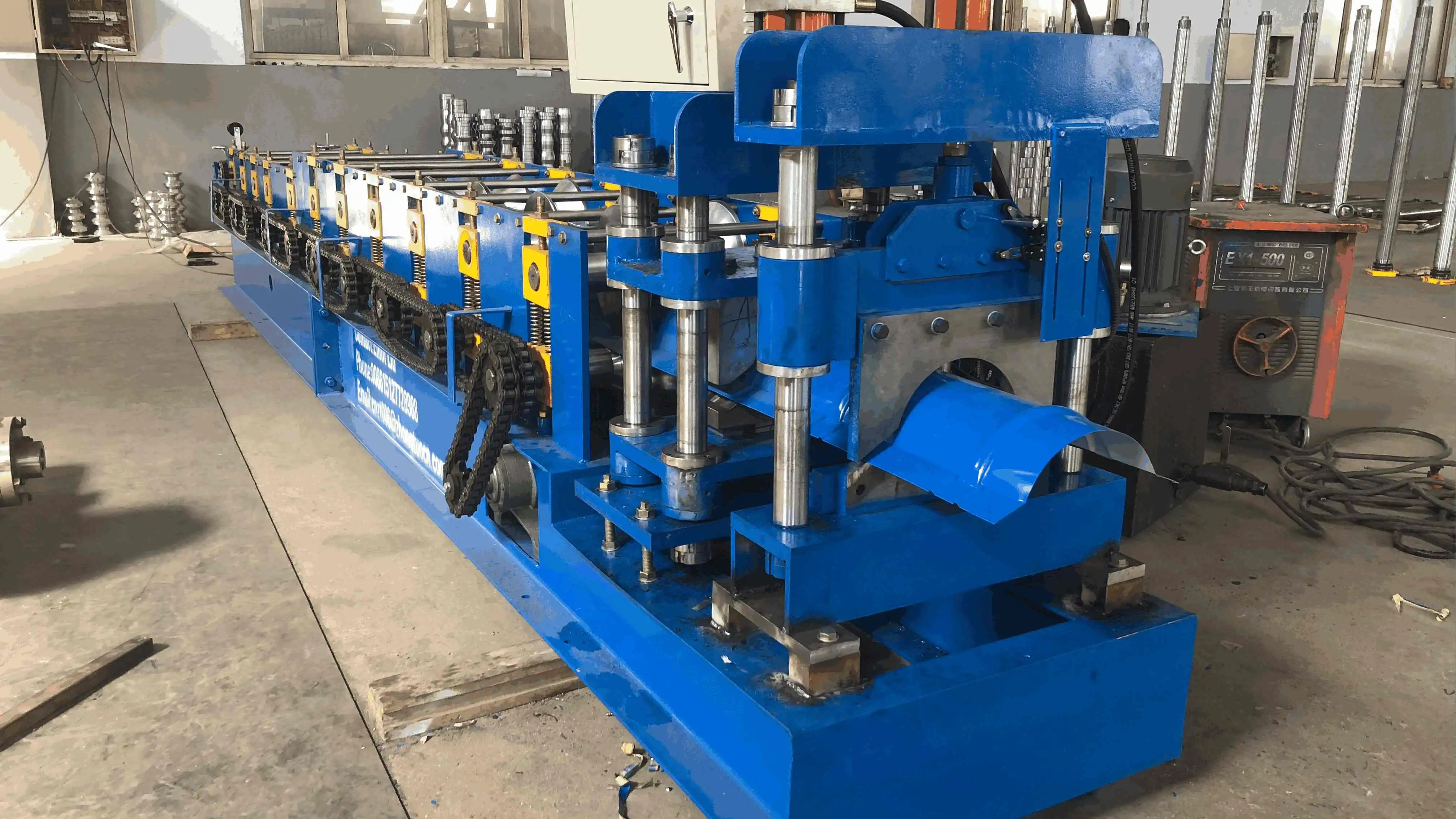 Ridge Cap Roll Forming Machine Guide: Specs, Applications & Buying Tips