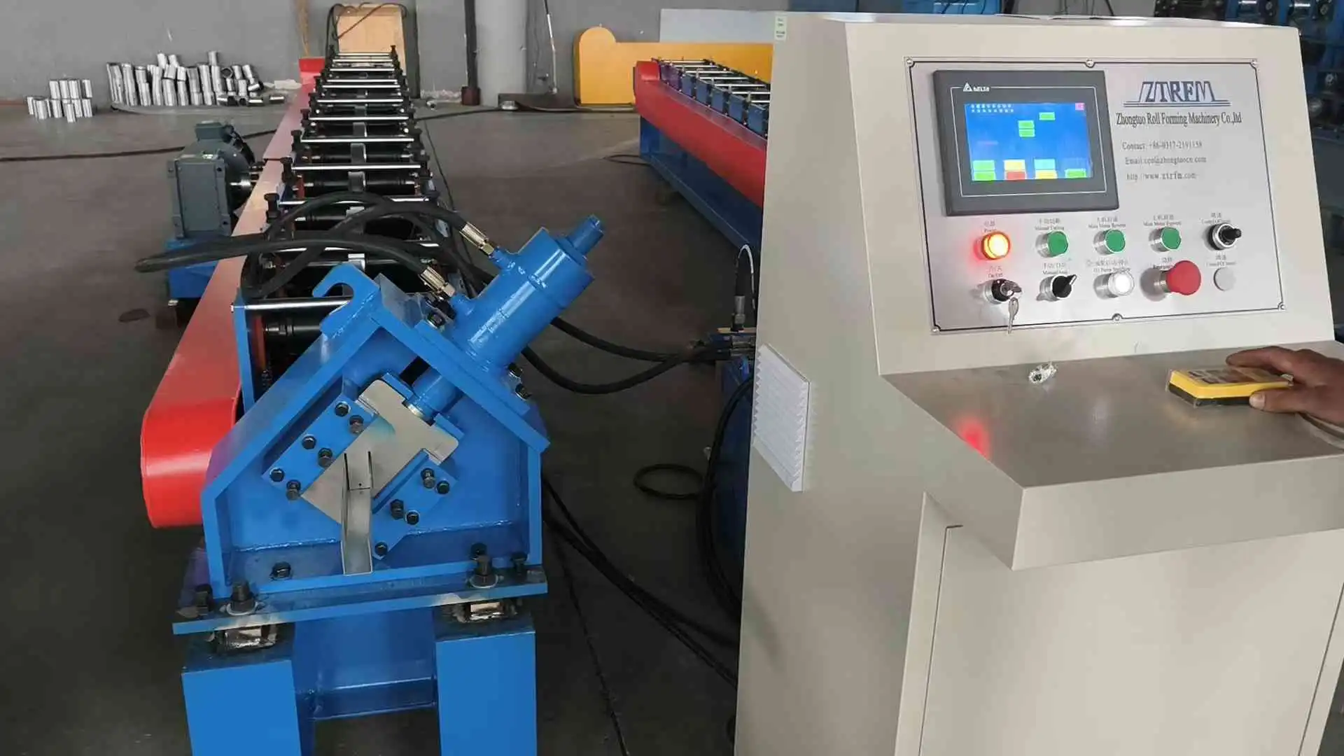 Selecting the Right Supplier for Your Stud & Track Roll Forming Machine